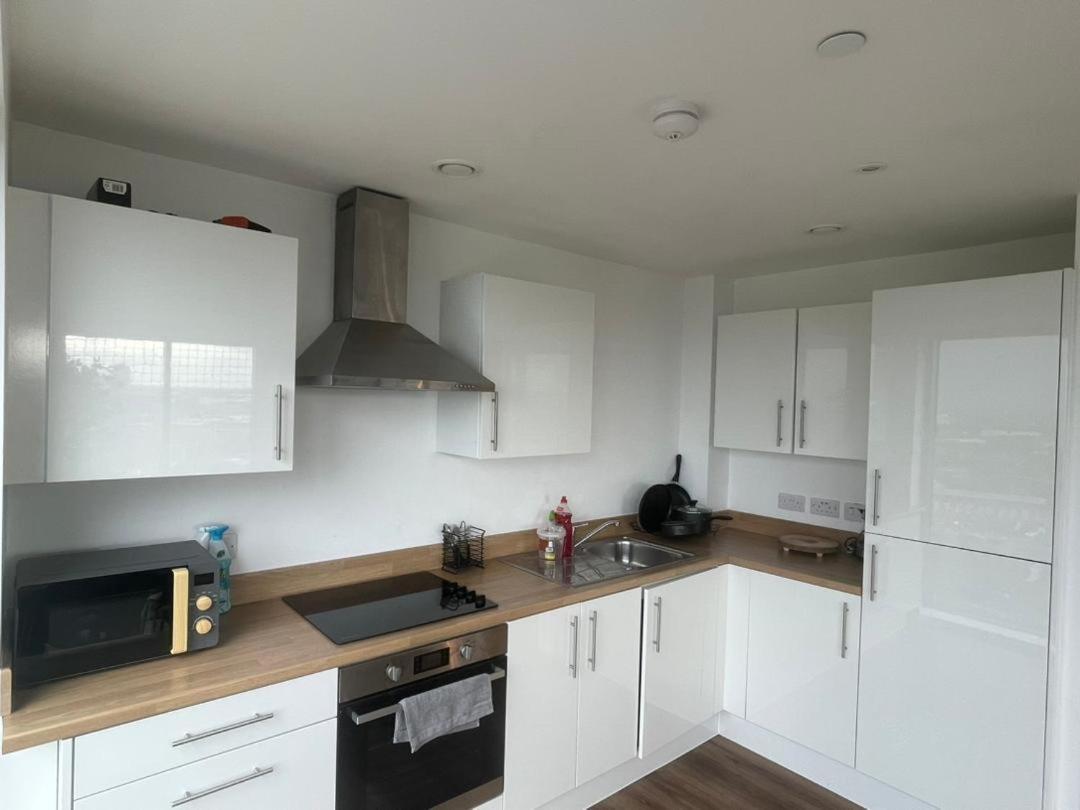 Luxury 2 Bedroom En-Suite Apartment Balcony Views Manchester Zewnętrze zdjęcie