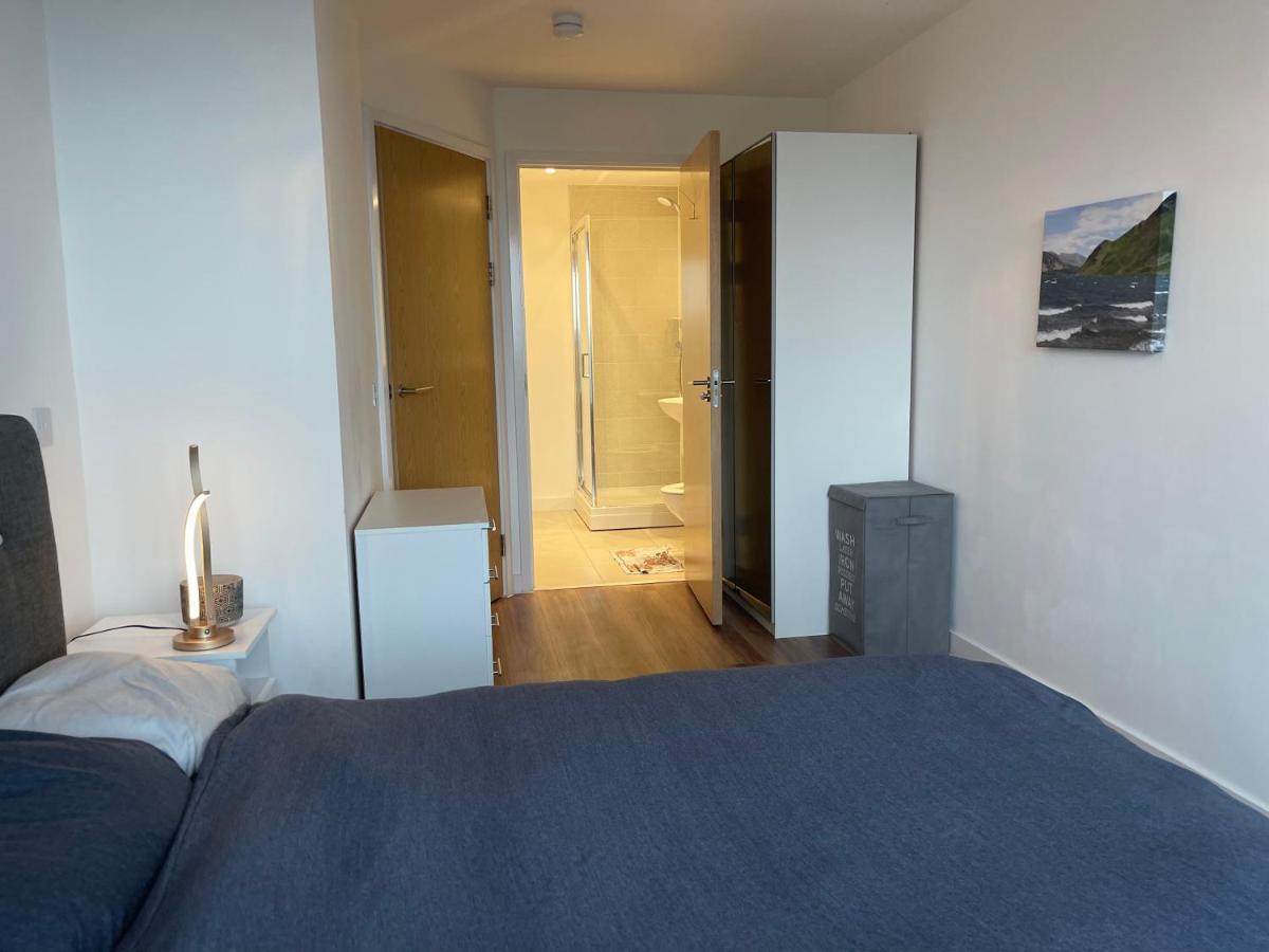 Luxury 2 Bedroom En-Suite Apartment Balcony Views Manchester Zewnętrze zdjęcie